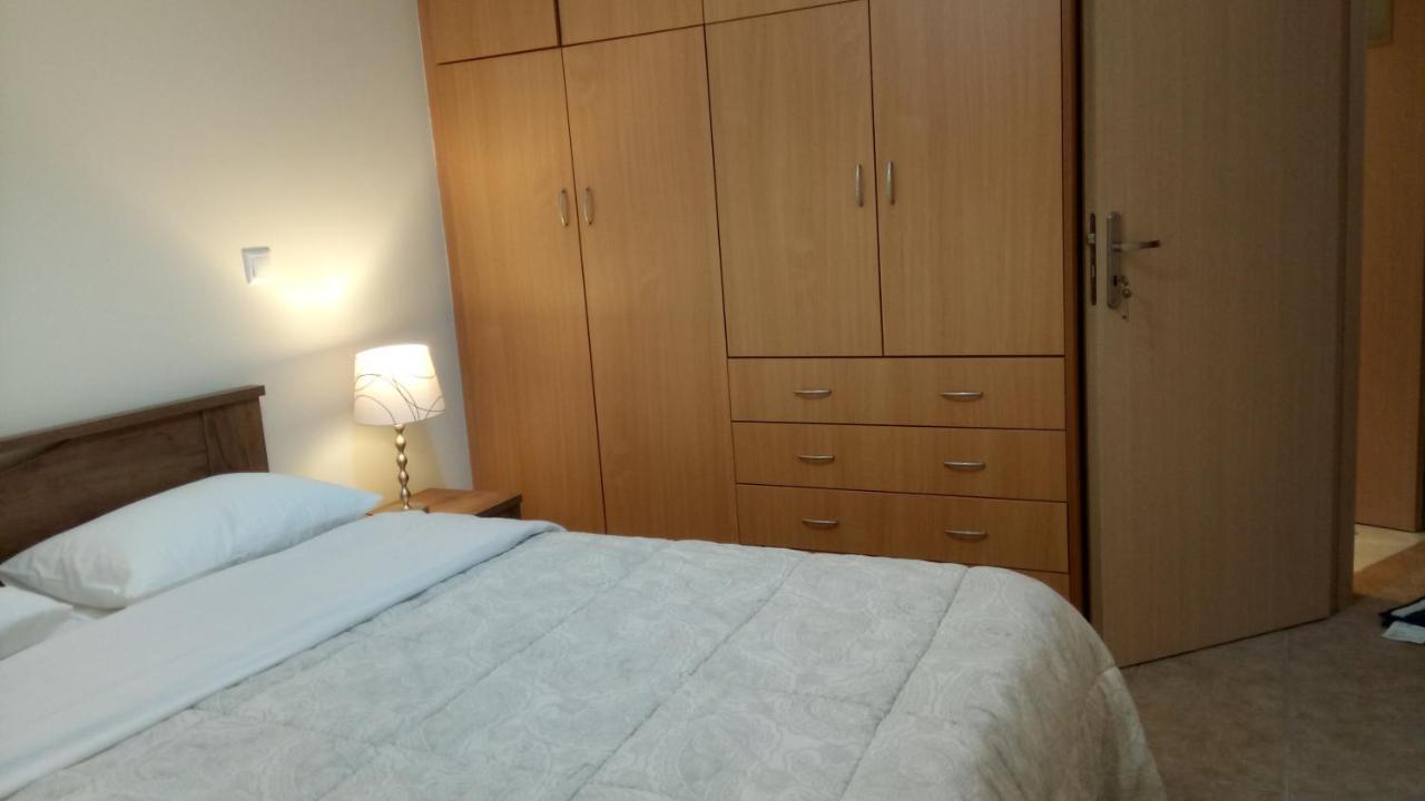 Overnight Athens Airport And Raphina Port Apartment Artémida Eksteriør bilde