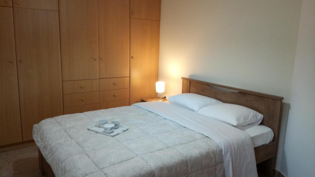 Overnight Athens Airport And Raphina Port Apartment Artémida Eksteriør bilde
